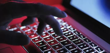 UK warning over Iranian and Russian hackers