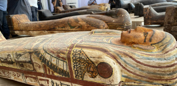 Egypt discovers oldest, most complete unroyal mummy