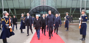 Romanian president completes official visit to Azerbaijan