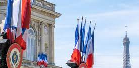 French foreign ministry urges its citizens to leave Belarus immediately
