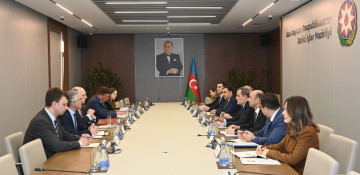 Azerbaijan, UK discuss bilateral relations, regional situation 