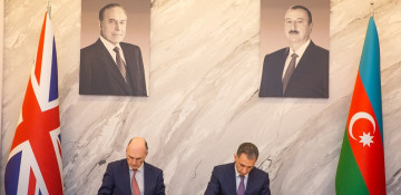 Azerbaijan, UK sign agreement on international road transport