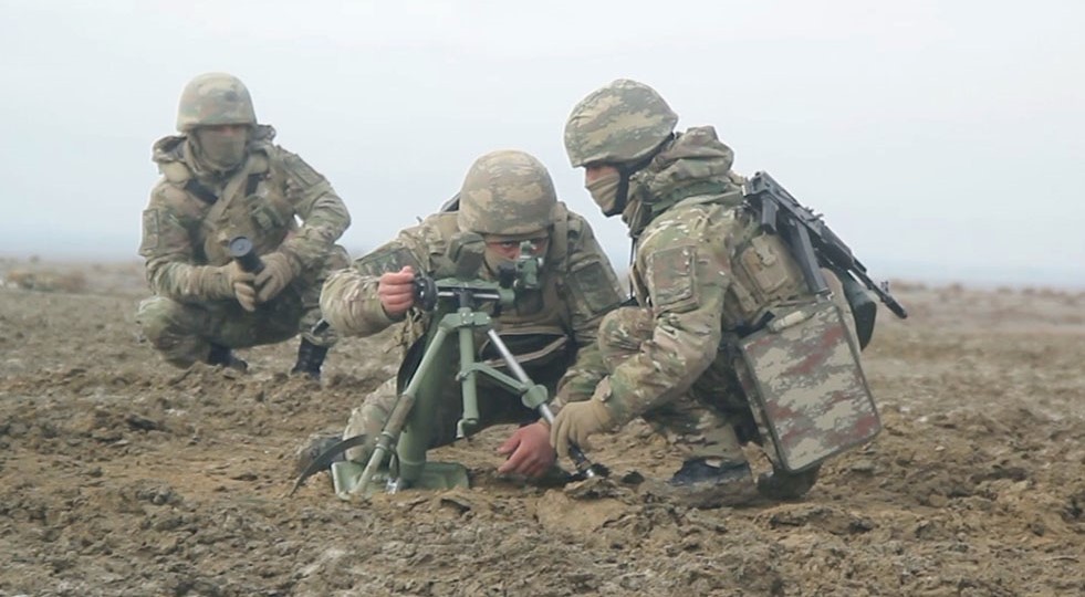 Azerbaijani army holds combat training sessions for mortar units (VIDEO)