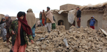 At least 13 dead after strong quake shakes Pakistan, Afghanistan