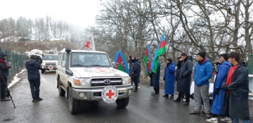 Eight ICRC vehicles pass along Lachin-Khankendi road without hindrance