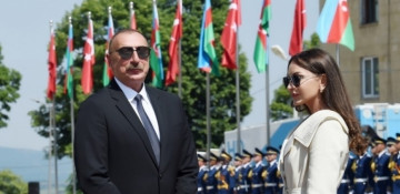 President Ilham Aliyev and First Lady Mehriban Aliyeva congratulate Turkish athlete who won gold medal at European Championships in Yerevan