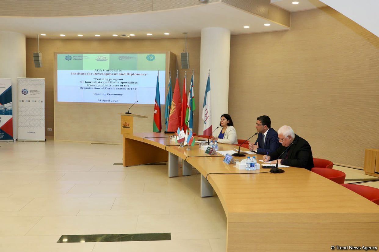 Trainings for Organization of Turkic States' journalists, media specialists kick off in Azerbaijan