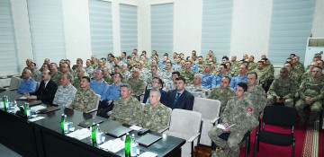 Commander of Azerbaijani Ground Forces meets with Turkish delegation