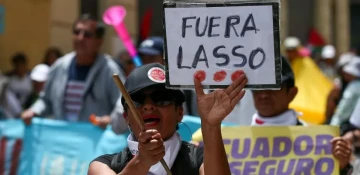 Ecuadorean president's impeachment trial set to start