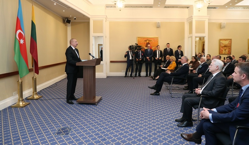 Vilnius hosts Azerbaijan-Lithuania business forum