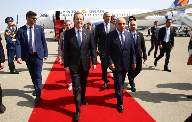 Israeli President Isaac Herzog arrives in Azerbaijan for official visit