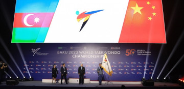 Baku officially hands flag over to hosts of 2025 World Taekwondo Championships