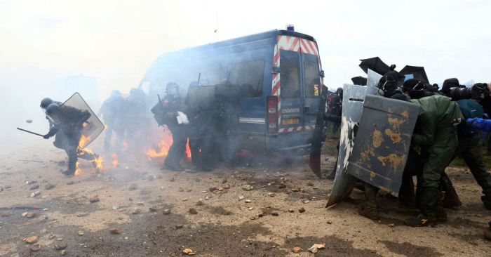 France shuts down climate activist group