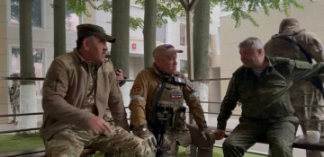 Wagner head claims his forces blockade Rostov, vows to march on Moscow
