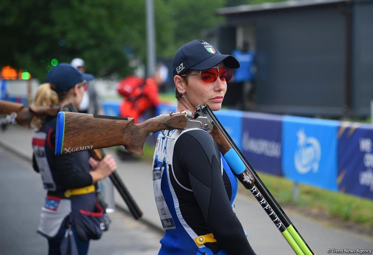 Azerbaijan women's shooting team performs in qualifying at III European Games