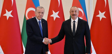 Azerbaijani and Turkish presidents hold phone talks