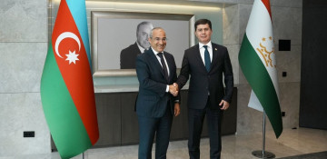 Azerbaijan, Tajikistan discuss prospects for development of economic relations