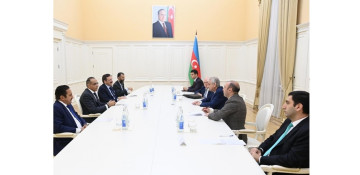 Azerbaijan`s deputy PM meets with heads of ICCIA Board of Directors