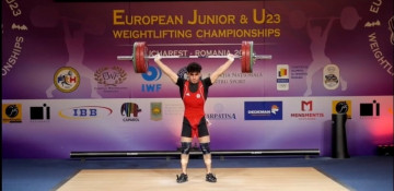 Azerbaijan’s weightlifter bags European gold