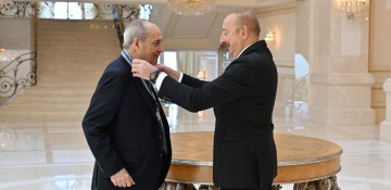 President Ilham Aliyev presented “Istiglal” Order to People's Artist Rasim Balayev