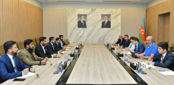 Azerbaijan, Pakistan discuss ICT cooperation