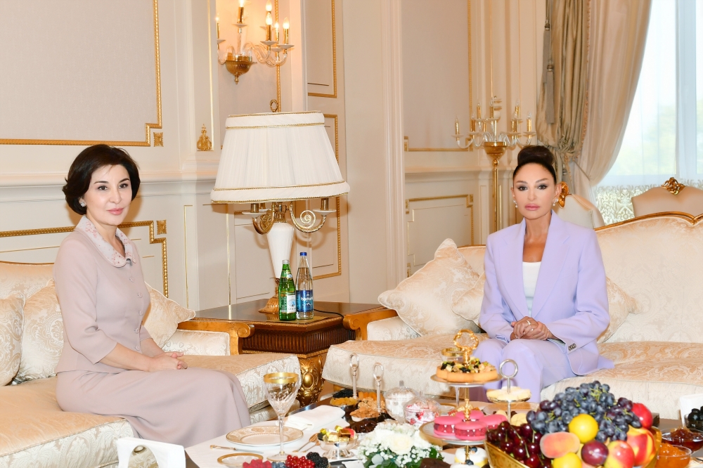 First Lady of Azerbaijan Mehriban Aliyeva met with First Lady of Uzbekistan Ziroatkhon Mirziyoyeva
