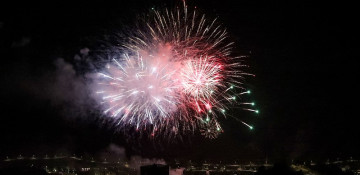 Azerbaijan arranges fireworks show to celebrate Lachin City Day (VIDEO)