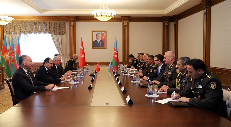 Azerbaijan, Türkiye discuss prospects for further development of military cooperation