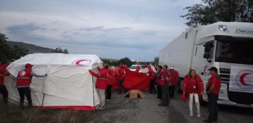 Azerbaijan Red Crescent Society employees to spend night in tents on Aghdam-Khankendi road