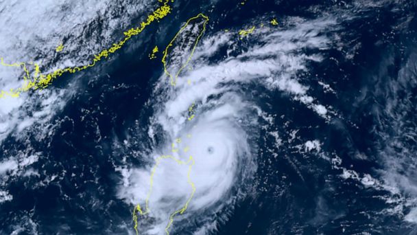 Southern China braces for Typhoon Saola