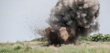 Excavator hits anti-tank mine in Lachin, Azerbaijan
