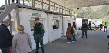 Azerbaijan continues to ensure free passage of Garabagh’s Armenian residents through Lachin checkpoint