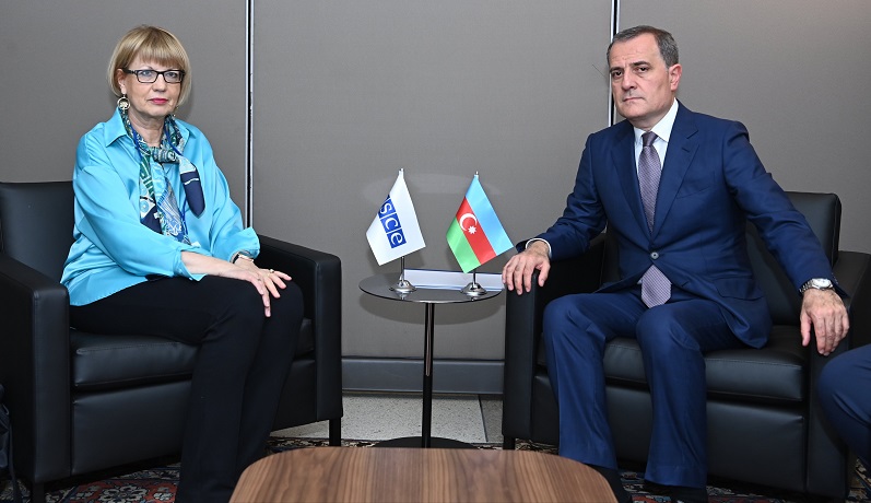 Azerbaijani FM meets with OSCE Sec-Gen in New York