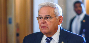 Pro-Armenian senator Menendez steps down after indictment