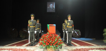 Azerbaijan bids farewell to National Hero Riad Ahmadov