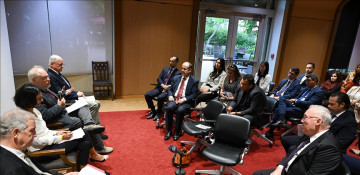 Armenian protestors disrupt conference in US on Türkiye, prompting Los Angeles police to remove group