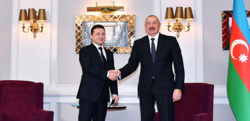 President of Ukraine makes a phone call to President of Azerbaijan
