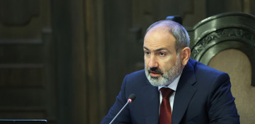 Armenian PM signs document recognizing Azerbaijan’s full territorial integrity