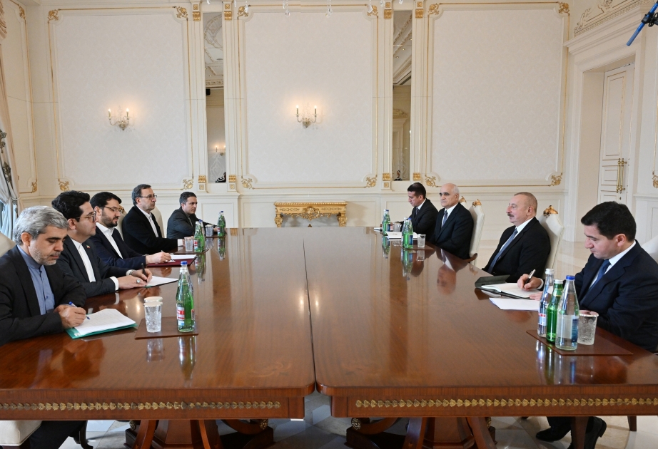 President Ilham Aliyev received Minister of Roads and Urban Development of Iran    