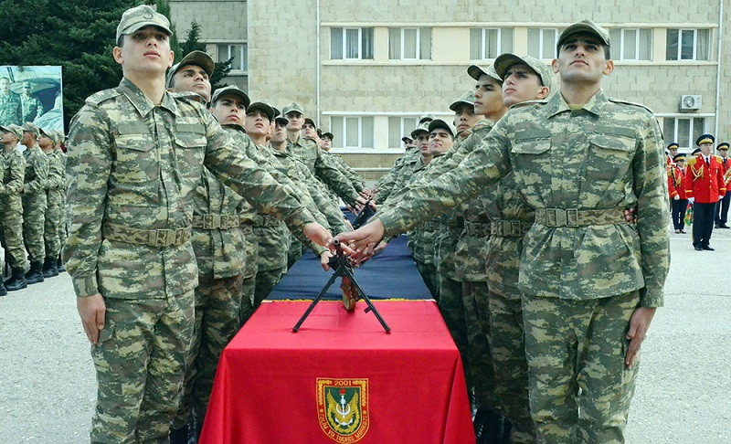 Azerbaijani Army hosts military oath-taking ceremony for cadets of warrant officers training course