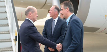German Chancellor Scholz arrives in Israel