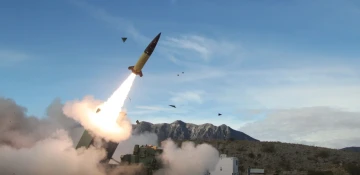 US has provided Ukraine long-range ATACMS missiles, sources say