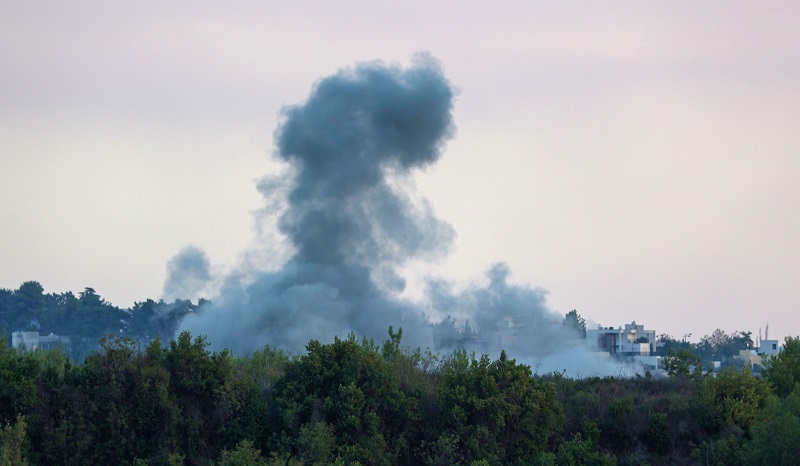 Israeli army strikes Hezbollah targets in Lebanon