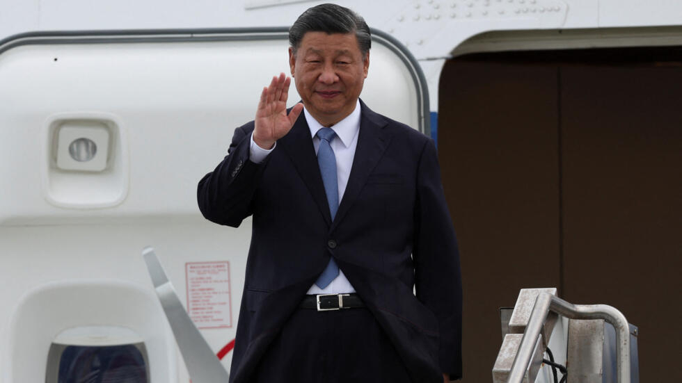 China's Xi lands in San Francisco for summit with US' Biden