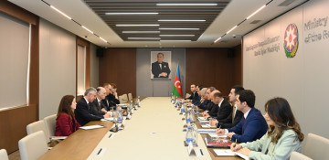 Azerbaijan, UK discuss bilateral cooperation, international security issues