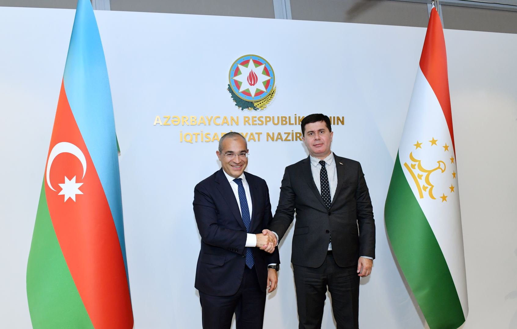 Azerbaijan, Tajikistan mull expansion of trade and economic relations