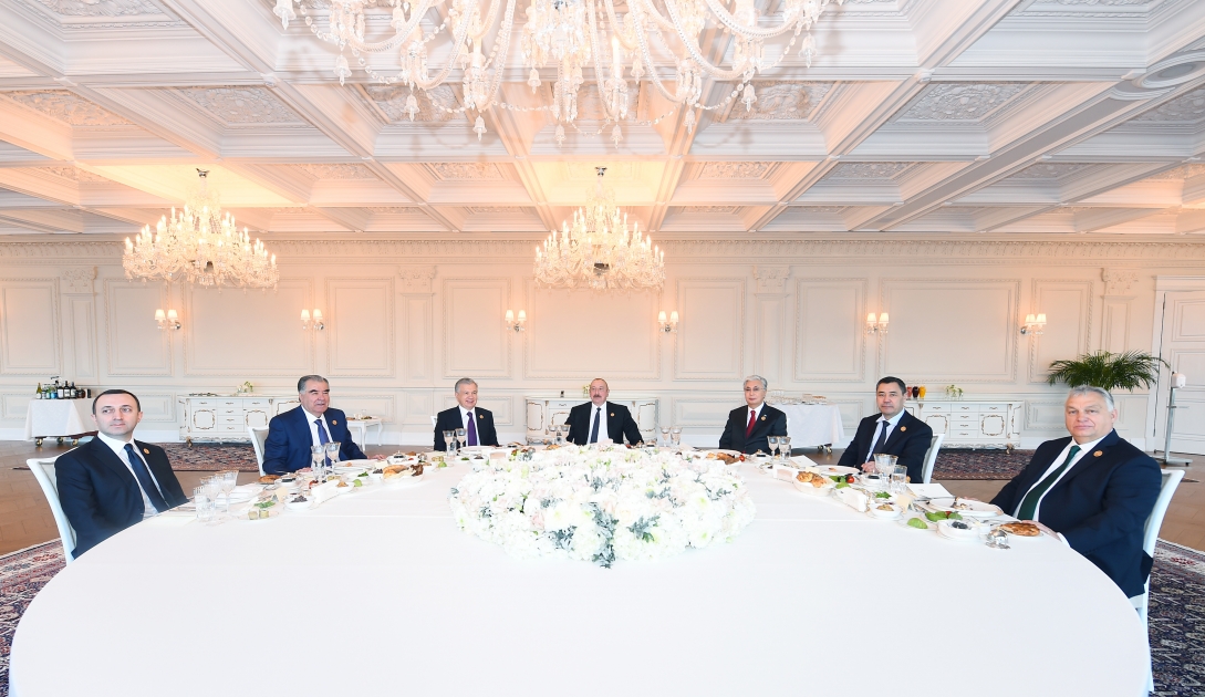 Official lunch was hosted on behalf of President Ilham Aliyev in honor of heads of state and government participating in SPECA Summit (PHOTO)