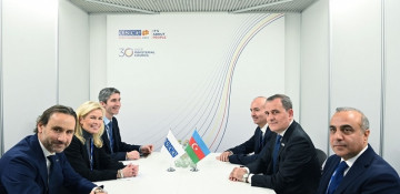 Azerbaijani FM, OSCE PA president discuss Baku-Yerevan normalization process
