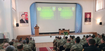Azerbaijan Army holds seminar on combating corruption