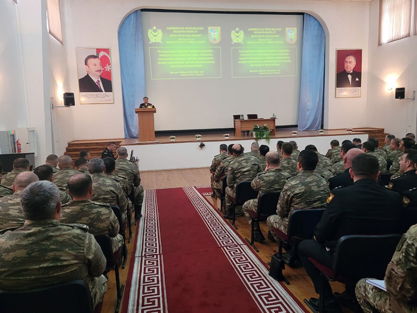Azerbaijan Army holds seminar on combating corruption